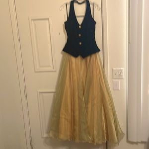 Vintage  80’s  Organza / Velvet Ballgown. sz 12